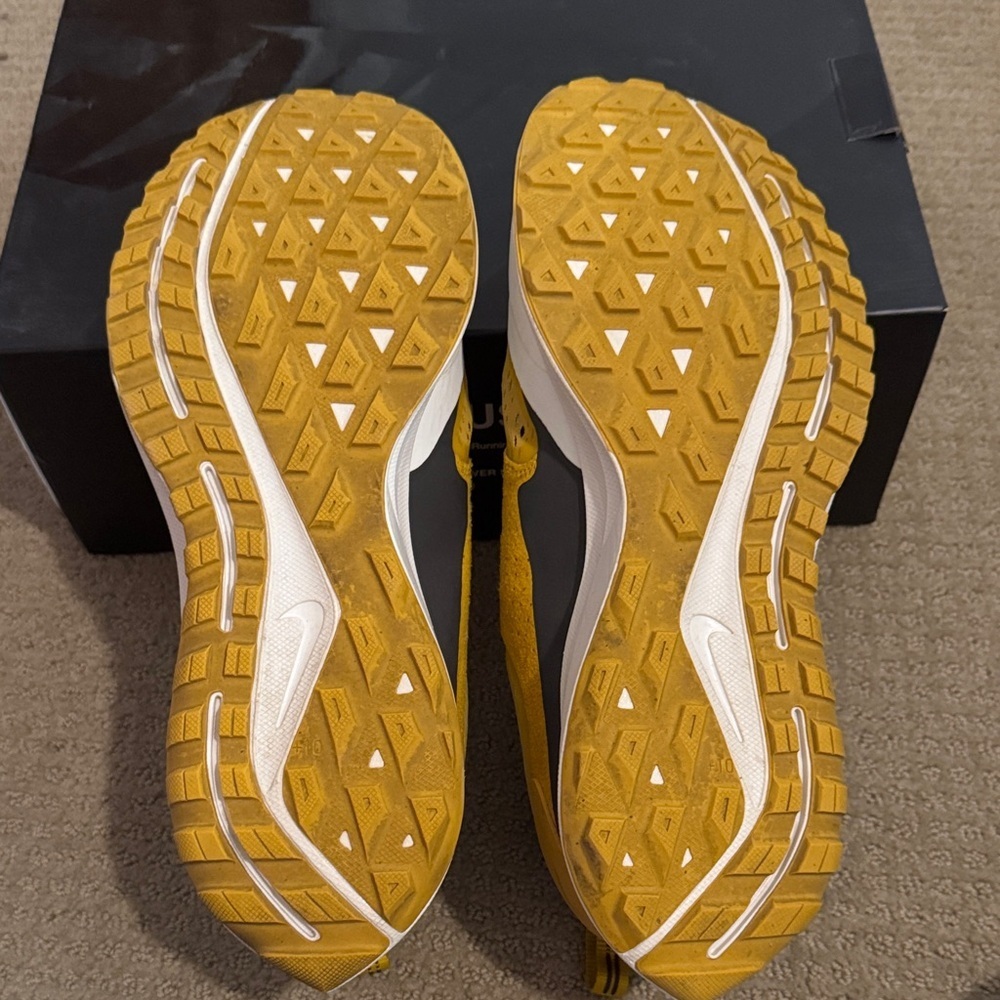 Nike Air Jordan 1 Retro High Turbo mineral yellow  2019 Size Men's 12 - Picture 8 of 8
